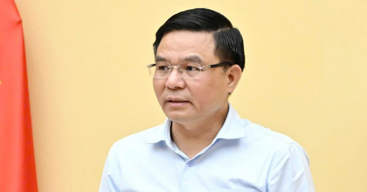 Bộ trưởng Lê Mạnh Hùng: Không để xảy ra tình trạng cắt điện trong giai đoạn nắng nóng