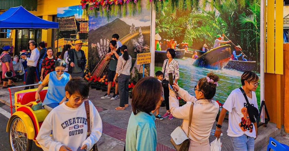 Phố Việt Nam đầu tiên trên thế giới ở Udon Thani có gì đặc biệt?