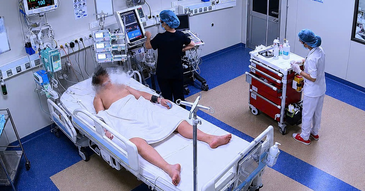 Cứu bé trai 13 tuổi đột ngột mắc viêm màng não mủ, phù não nguy kịch