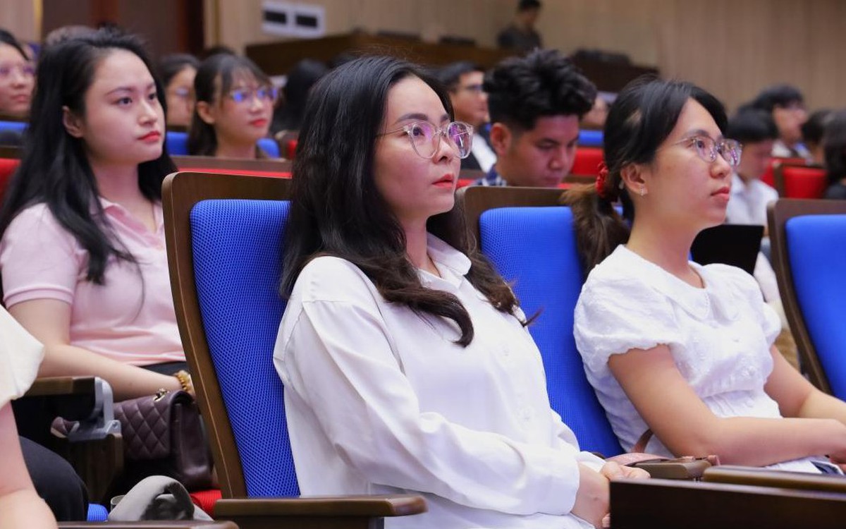 Học tiến sĩ ở Trường đại học Kinh tế - Luật được hỗ trợ hơn 2 tỉ đồng