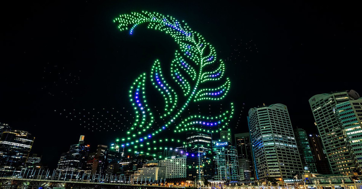 Gần 90 chiếc drone 'rụng như mưa' tại lễ hội Vivid Sydney