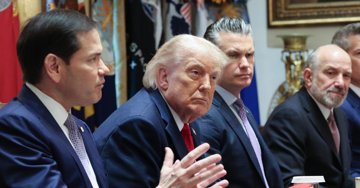 Mỹ - Iran thống nhất gia hạn ngừng bắn 60 ngày, đang chờ ông Trump phê duyệt