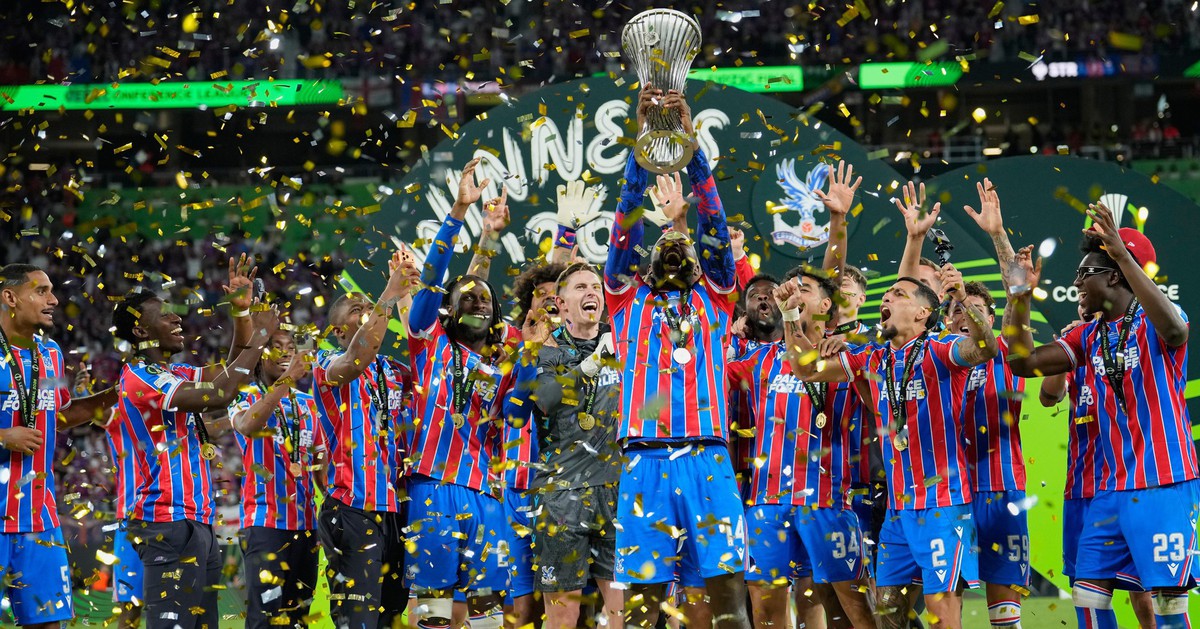 Chủ tịch Crystal Palace: 'Chúng tôi xứng đáng có mặt ở Europa League'