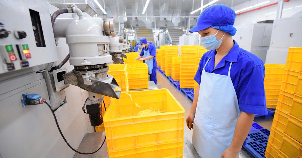 Người dân tại xã, phường an toàn khu cách mạng cần làm gì để được hưởng bảo hiểm y tế 100%?