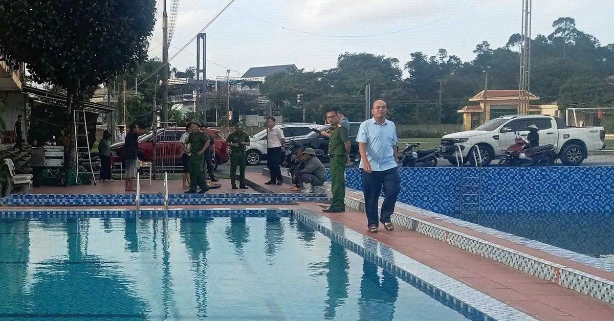 3 trẻ em bị ngất ở bể bơi Trường THPT Nguyễn Du nghi do điện giật
