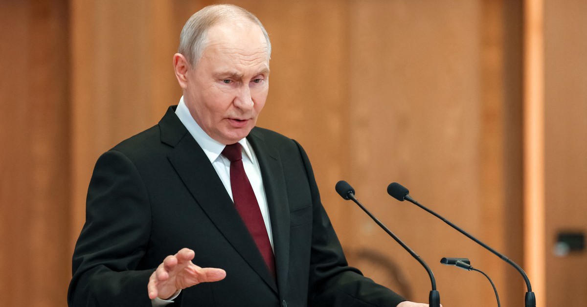 Ông Putin đáp trả: Nga có khả năng tiêu diệt bất kỳ ai tấn công vùng Kaliningrad