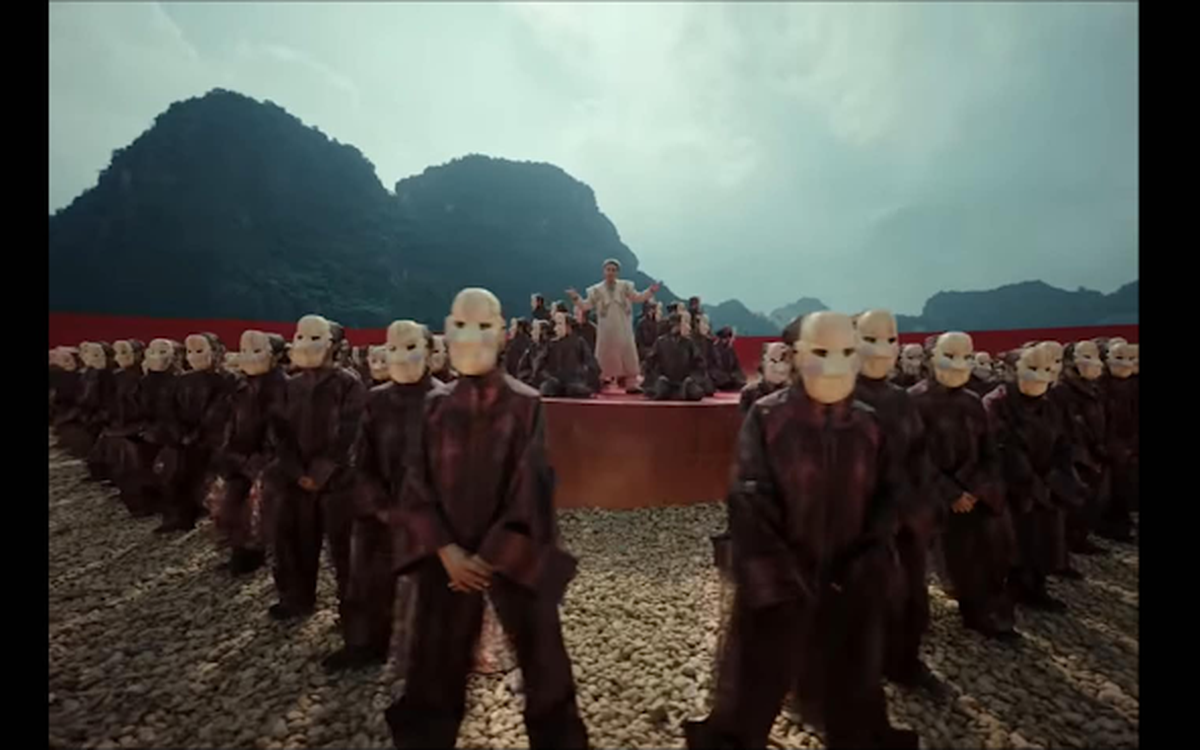 MV Come my way của Sơn Tùng bị cho là giống concept của MONO
