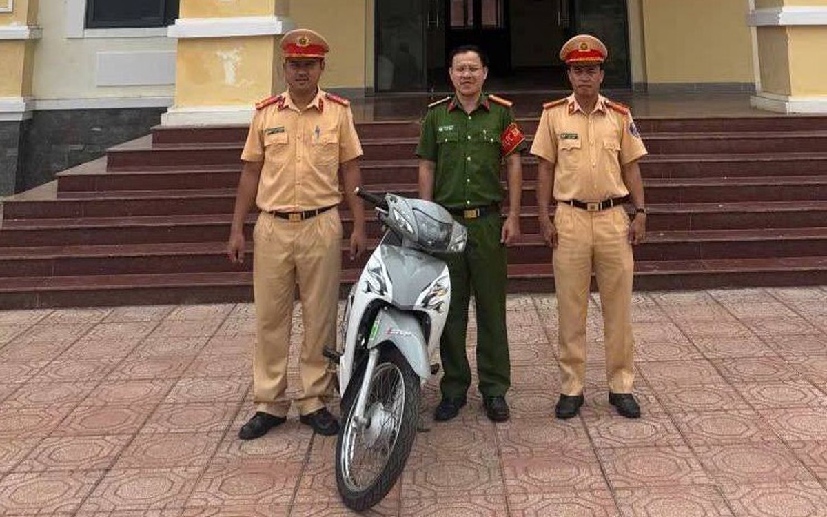 Vi phạm giao thông rồi bỏ chạy vào rừng, để lại chiếc xe bị trộm hơn 1 năm trước