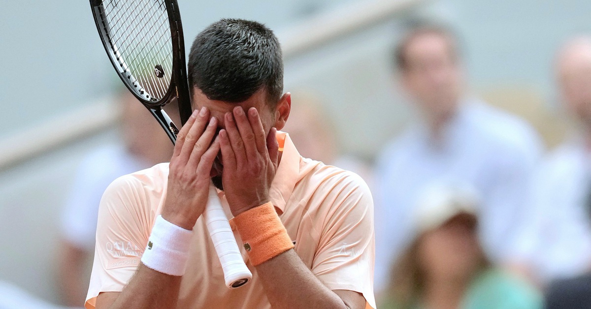 Thua ngược khó tin trước tay vợt 19 tuổi, Djokovic bị loại khỏi Roland Garros 2026