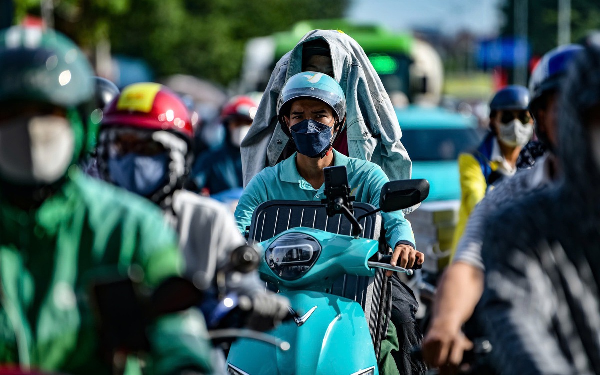 Hà Nội đề xuất phương án chưa cấm xe máy xăng của tài xế công nghệ đi vào vùng lõi Hoàn Kiếm