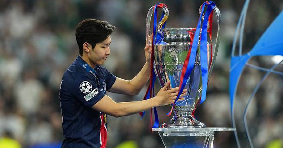 Lee Kang In trở thành 'tượng đài mới' của bóng đá châu Á
