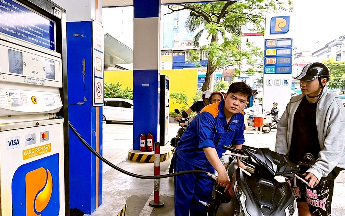 Bộ Công Thương đề nghị hiệp hội Sản xuất ô tô, xe máy đánh giá mức độ tương thích với xăng E10