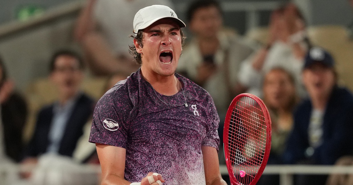 Tiếp tục xuất hiện nhiều cú sốc tại Roland Garros