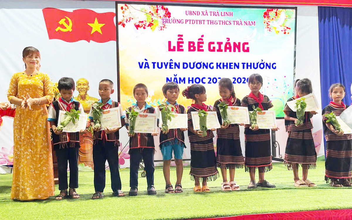 Trường trao thưởng bằng sâm Ngọc Linh: Ý nghĩa nhưng trồng ở đâu, chăm sóc sao?