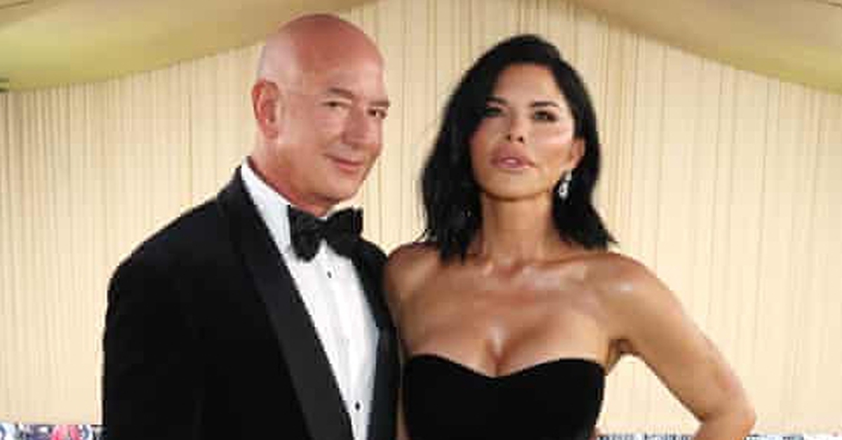Tỉ phú Jeff Bezos tài trợ Met Gala: Đêm hội xa hoa của giới siêu giàu
