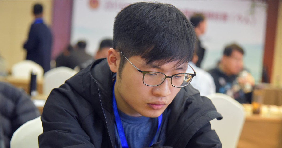 Cựu sinh viên đại học danh giá đánh bại nhà vô địch cờ tướng thế giới
