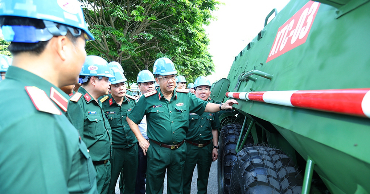 Khẩn trương hoàn thiện mẫu xe thiết giáp chở quân chiến đấu thế hệ mới XTC-03