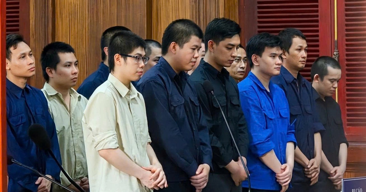 Đòi nợ bằng cách ghép hình khiêu dâm, nhóm nhân viên công ty Luật Power Law lãnh án