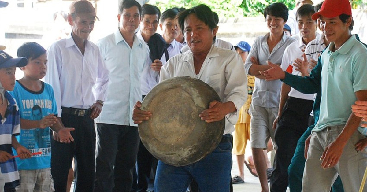 Cuộc trở về kỳ lạ của những báu vật - Kỳ 4: Chiếc trống đá kỳ bí không thể bị trộm
