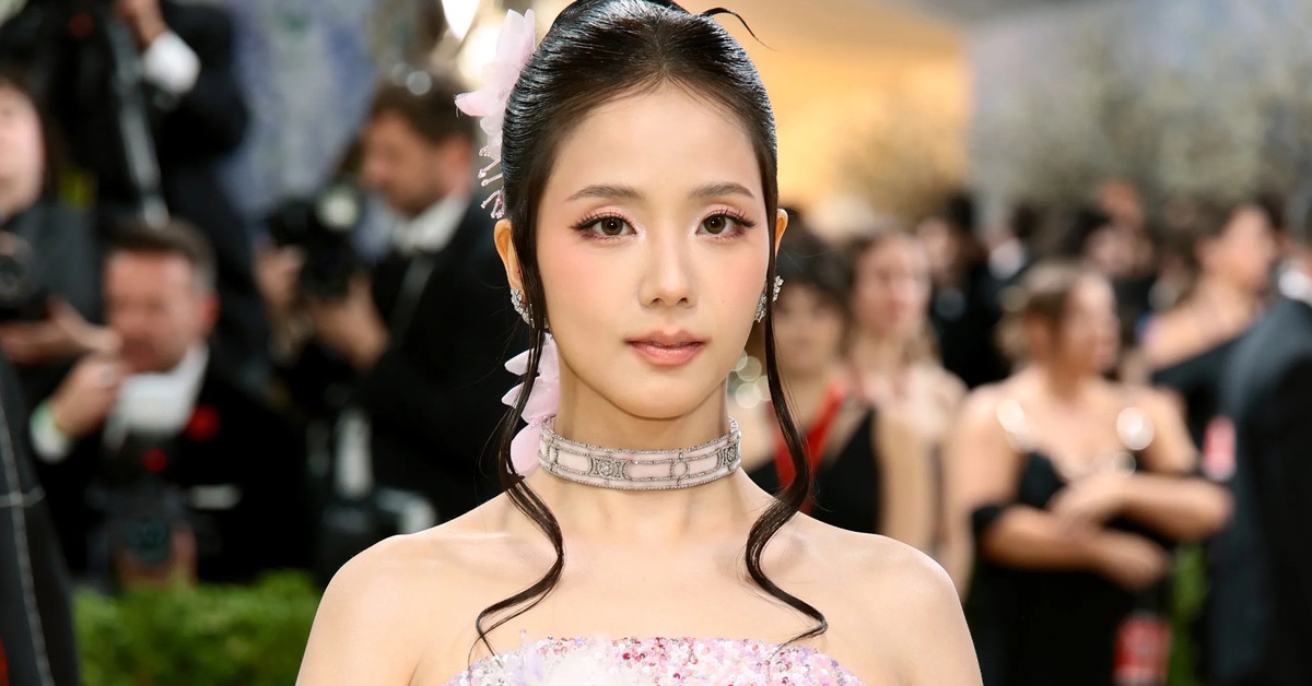 Jisoo BlackPink có thực sự ăn cắp quần áo không?