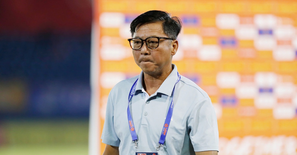 Kỷ lục: 15 HLV mất việc ở V-League 2025-2026