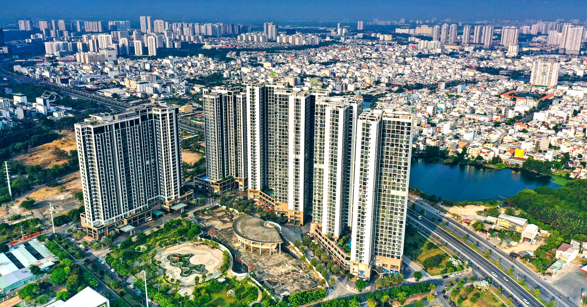 Lấy dân làm trung tâm