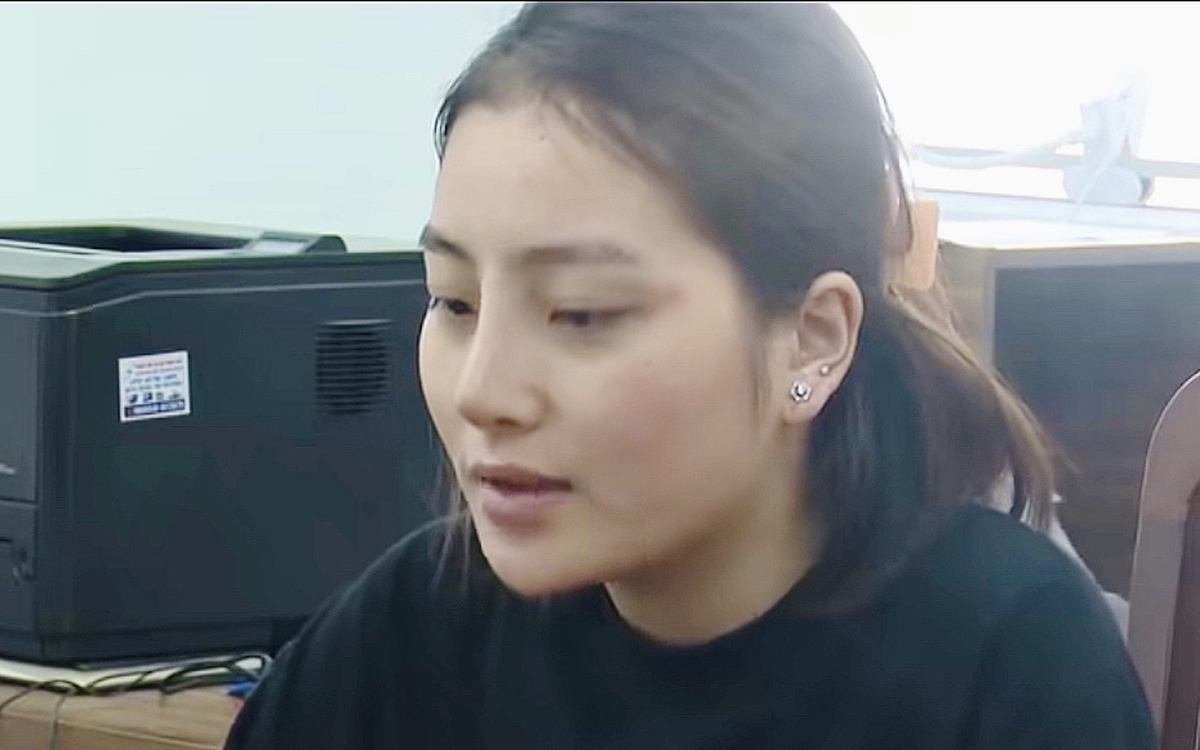 Mẹ bé gái 4 tuổi bị bạo hành đến chết: 'Tôi không xứng đáng là mẹ'