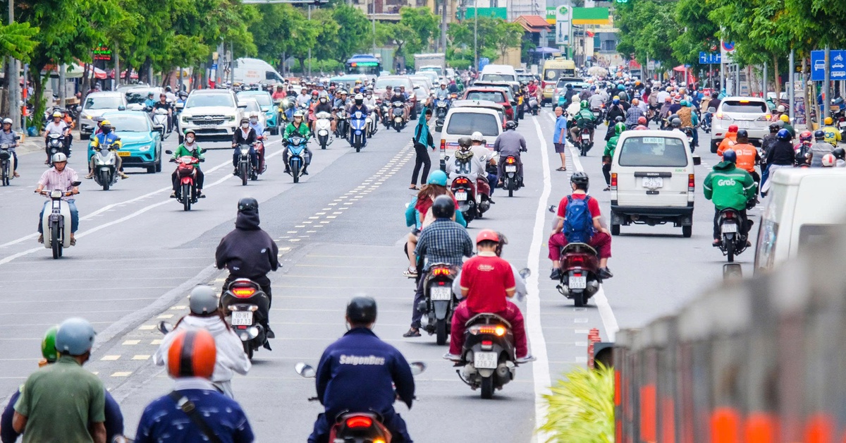 Đường Cộng Hòa bớt kẹt xe nhờ đâu?