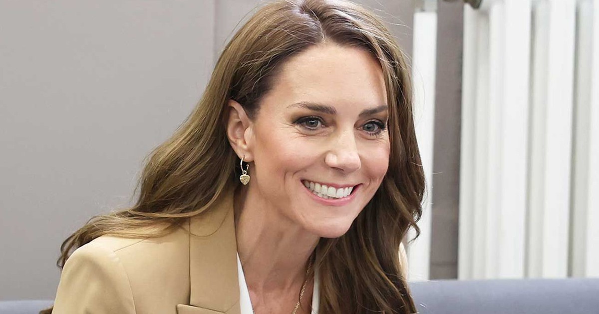 Kate Middleton trở lại công du quốc tế sau một năm hồi phục ung thư