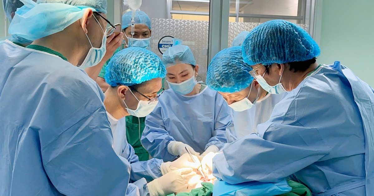 Đánh dấu 20 ca ghép thận thành công tại một bệnh viện ở miền Tây