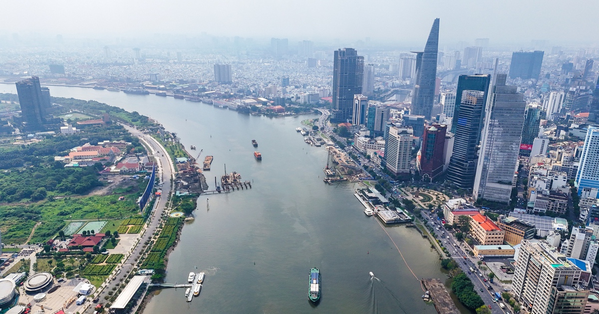 UBND TP.HCM chỉ đạo thu ngân sách năm 2026 đạt 1 triệu tỉ đồng