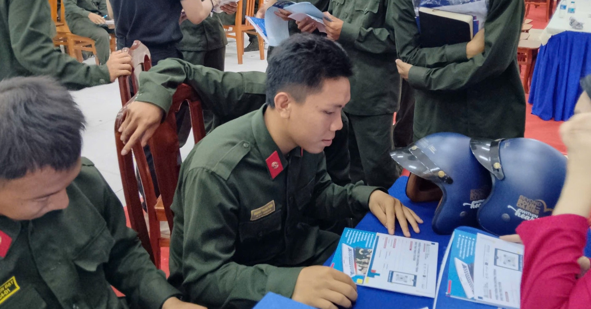 Kết nối tuyển dụng cho gần 1.000 chiến sĩ sau nghĩa vụ công an