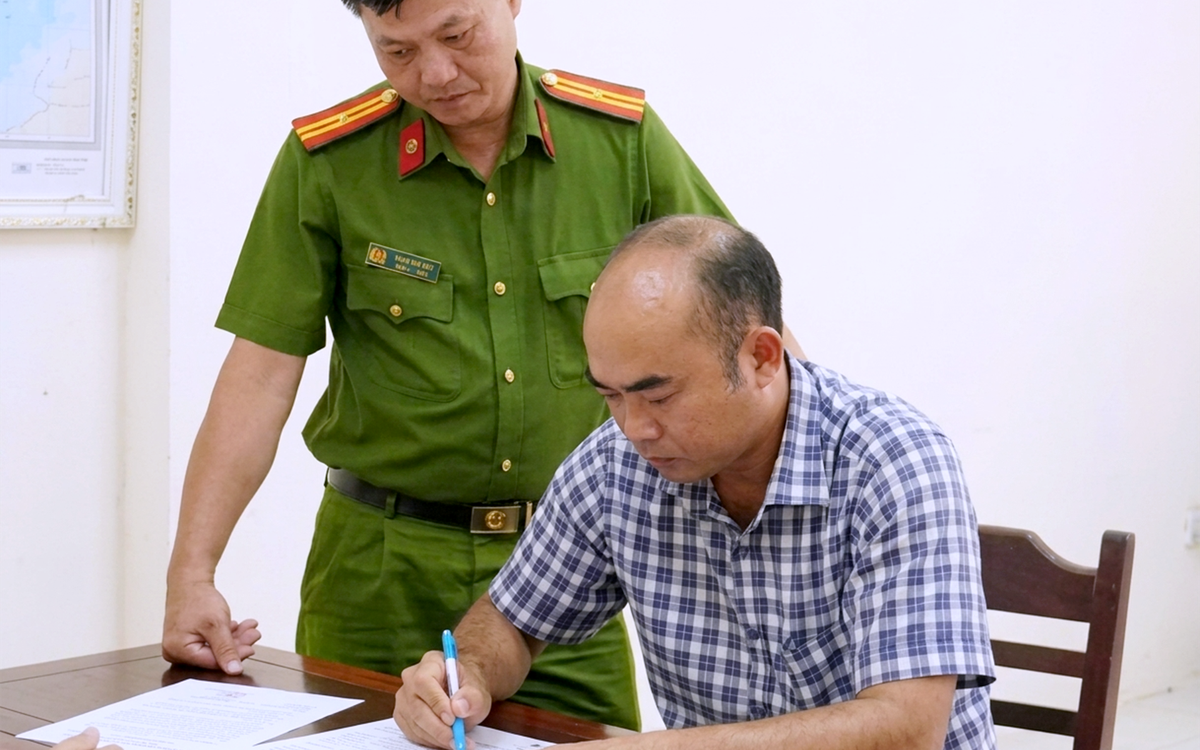 Khởi tố, tạm giam người đàn ông 'nổ' là cán bộ quân đội để lừa đảo