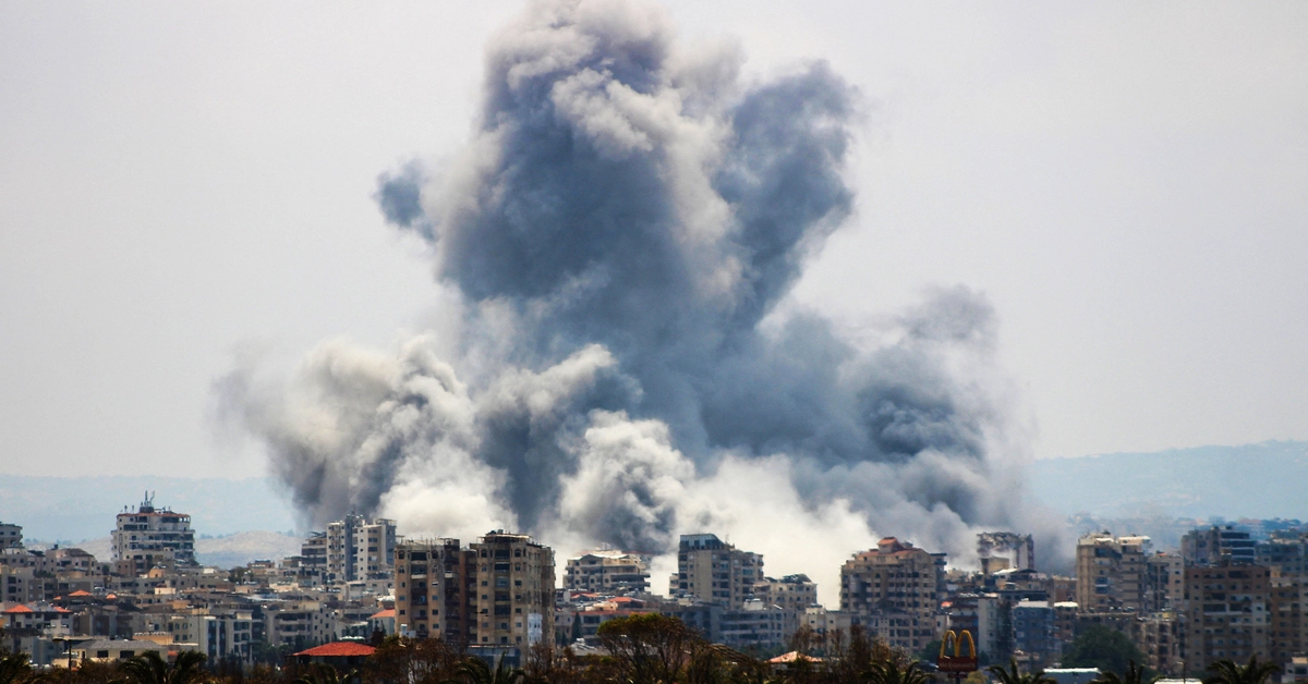 Trung Đông sáng 2-6: IRGC tấn công tàu hàng Mỹ; Hezbollah - Israel tiếp tục giao tranh