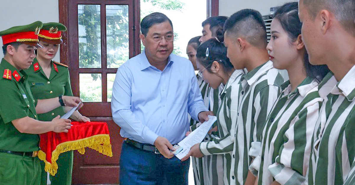 Phó thủ tướng thường trực Phạm Gia Túc: Đặc xá là bước khởi đầu của con đường hướng thiện