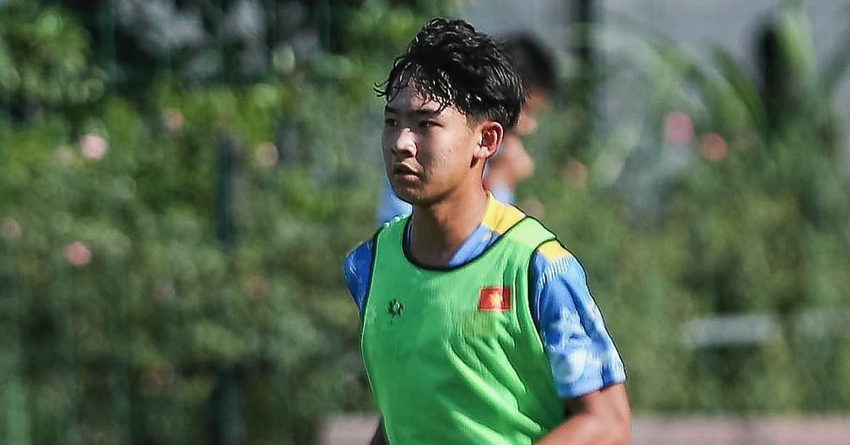 Cầu thủ Việt kiều Khoi Truong trụ lại U19 Việt Nam