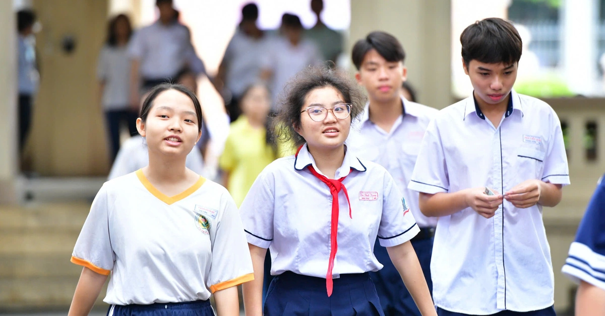 Đề thi văn tuyển sinh lớp 10 TP.HCM: Thí sinh khen đề mở và dễ