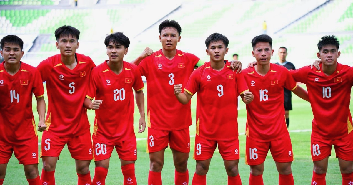 Công Hậu lạnh lùng ghi bàn vào lưới U19 Timor-Leste