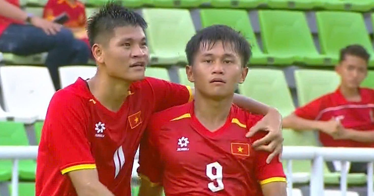 U19 Việt Nam - U19 Timor Leste (hiệp 2) 3-0: Công Hậu lập hat-trick