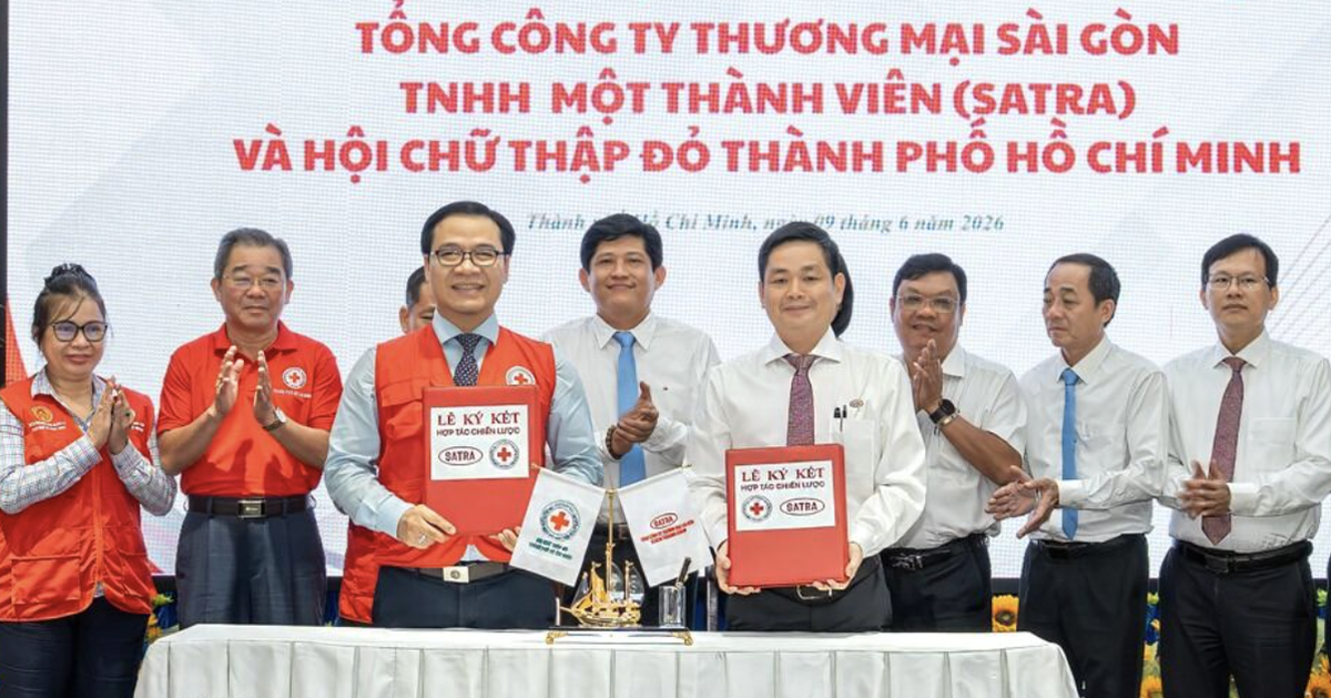 Khi 'ông lớn' bán lẻ SATRA bắt tay với Hội Chữ thập đỏ TP.HCM