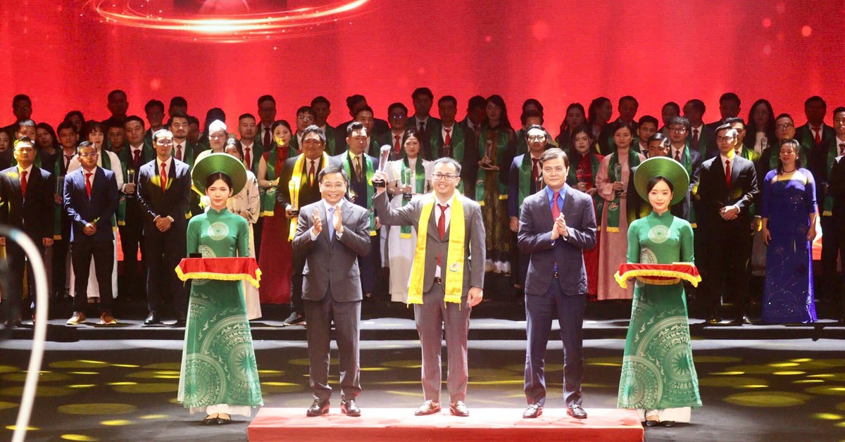 Vinh danh TOP 10 doanh nhân trẻ khởi nghiệp xuất sắc năm 2026