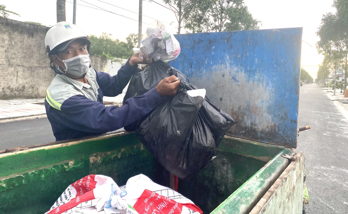 Cơ sở kinh doanh ở Cần Thơ đứng hình vì phí tiền rác tăng gấ