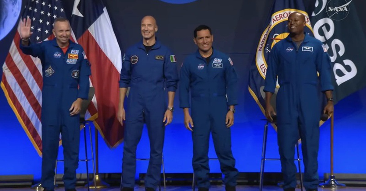NASA công bố phi hành đoàn Artemis III
