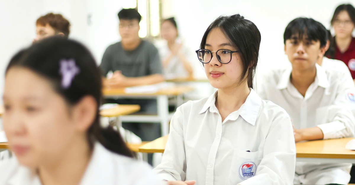 Toàn cảnh kỳ thi tốt nghiệp THPT 2026: Thí sinh đông kỷ lục, gần 50.000 phòng thi