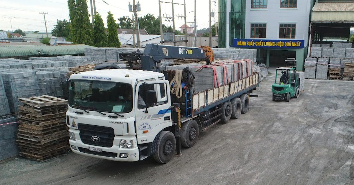 Hiếm có: Cổ phiếu tăng nóng, một công ty xây dựng chủ động xin kiểm tra giao dịch