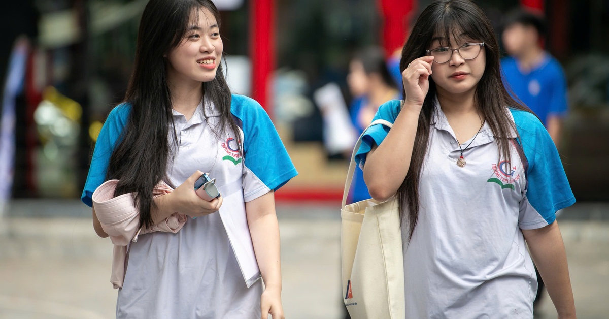 Thi tốt nghiệp THPT 2026: Hôm nay thí sinh thi môn tự chọn, môn lịch sử thi đông nhất