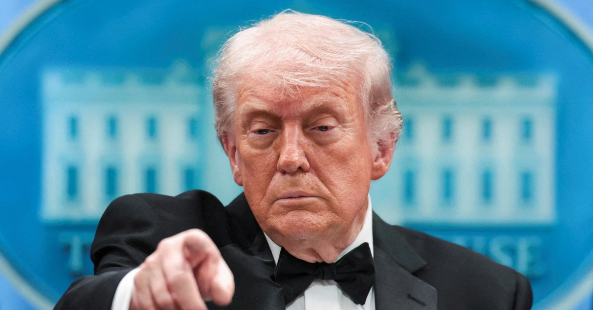 Ông Trump: Sẽ đánh lớn, đánh mạnh Iran đêm nay