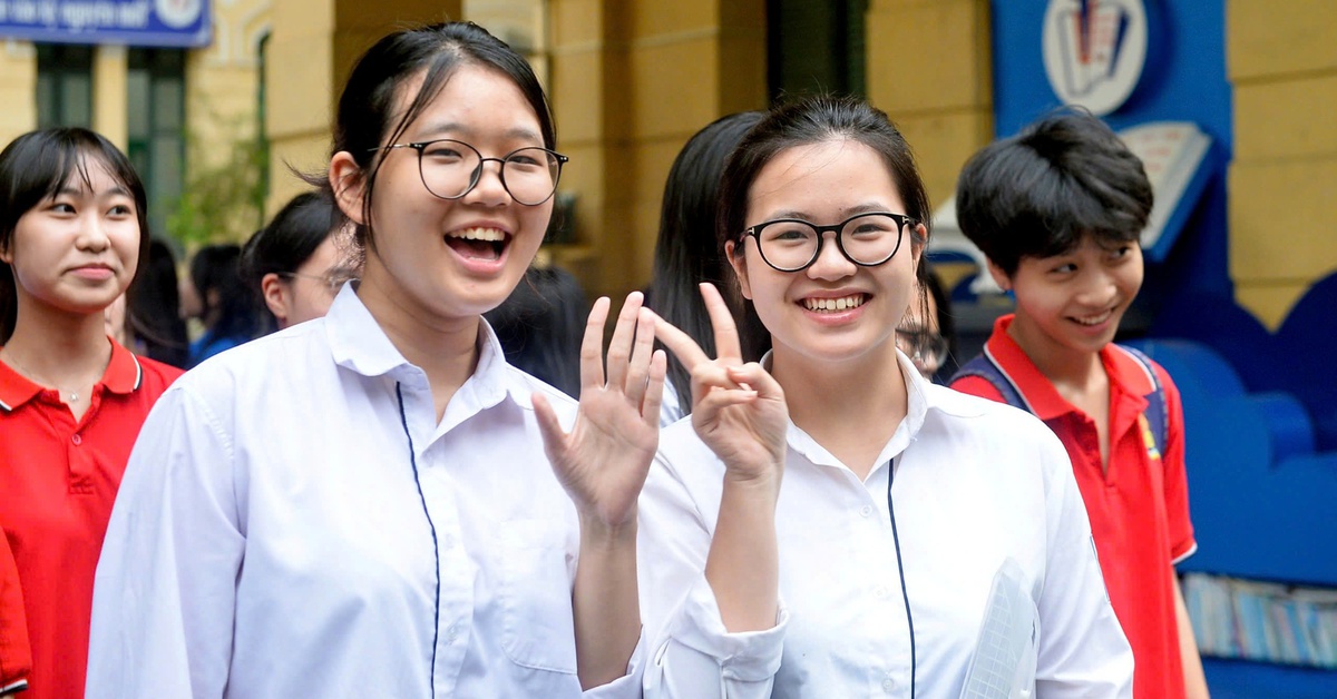 Đề toán thi tốt nghiệp THPT 2026: Dễ lấy điểm 7-8, khó có nhiều điểm 10