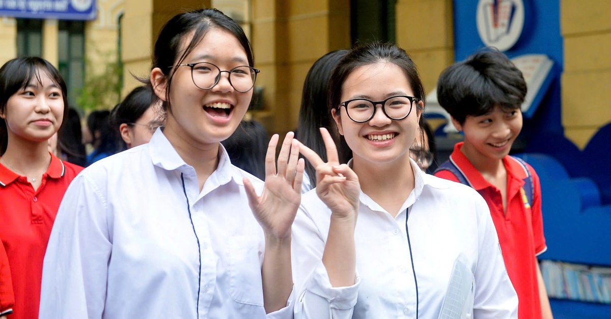 Đề toán thi tốt nghiệp THPT 2026: Dễ lấy điểm 7-8, khó có nhiều điểm 10