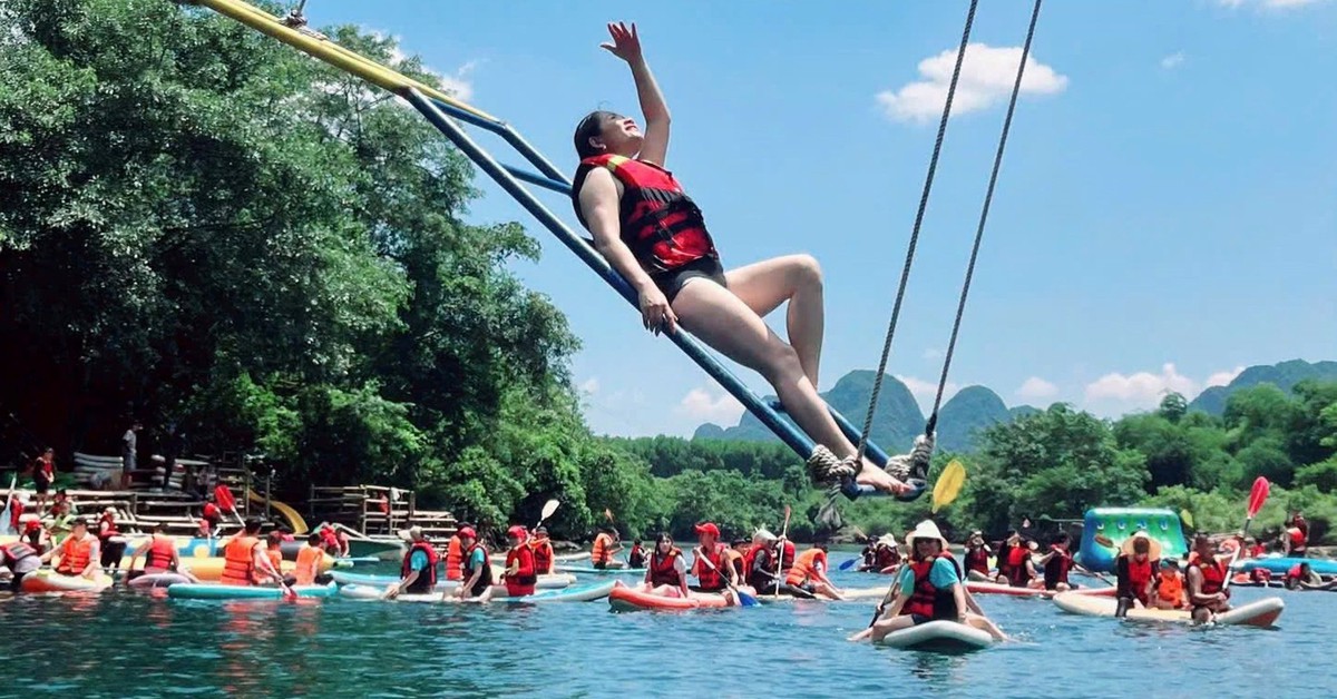 Các khu du lịch ở Phong Nha bị cắt điện 'dùng ké': Sẽ lập quy chế đấu nối điện tư nhân